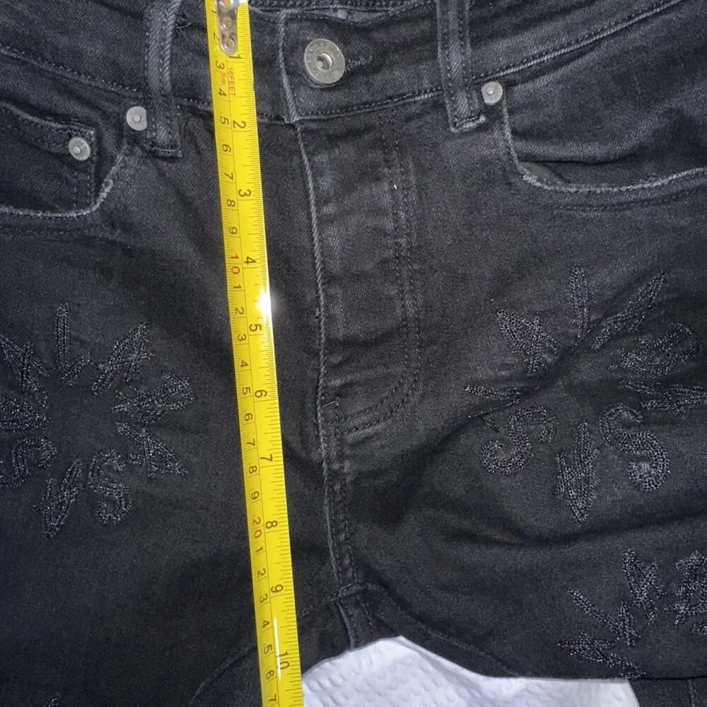 Valabasas Jeans Size 29 Black Skinny Fit 5 Pocket Flower Embroidered Denim